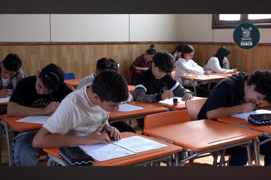 Escolares participan del Cmat Usach