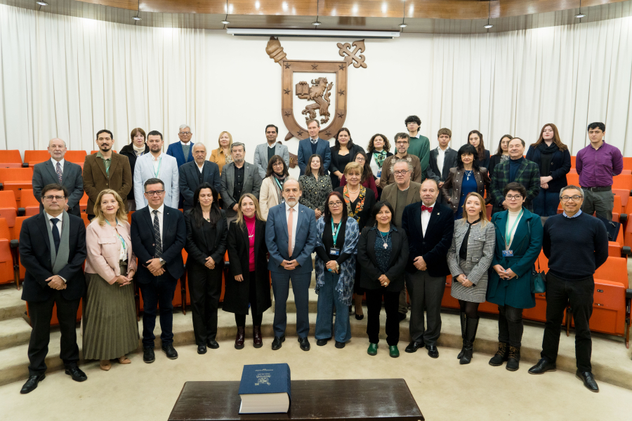 Foto grupal de Consejo Universitario