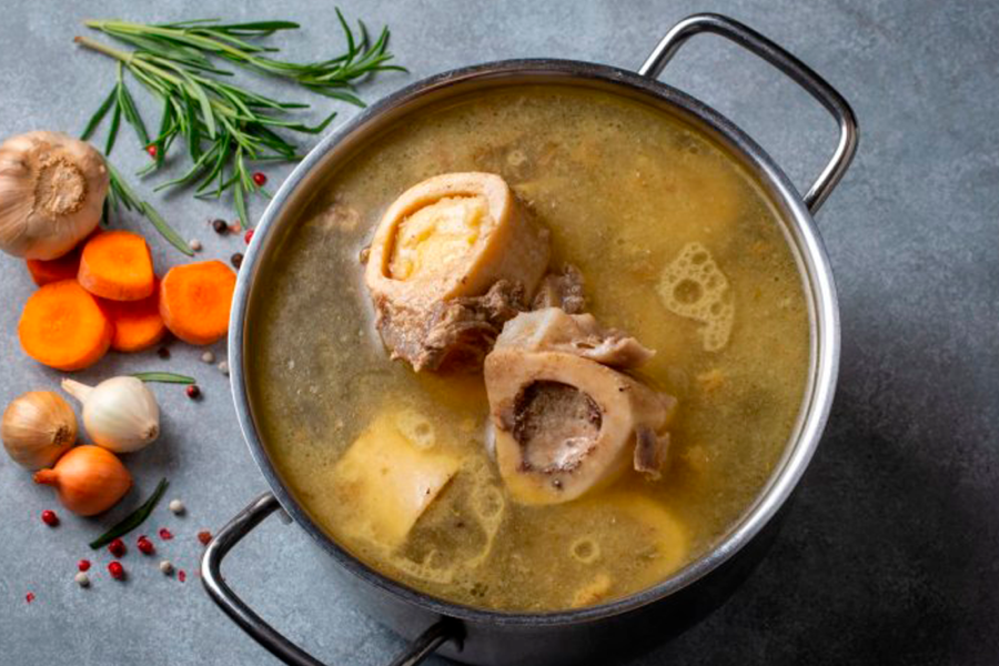 Caldo de huesos